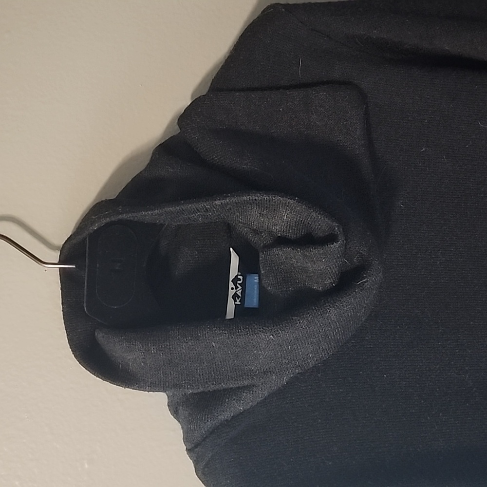 Sweater - Picture 2 of 6
